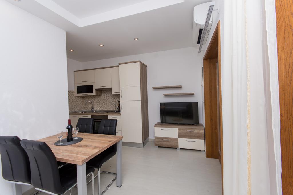 Apartments Bisera Trogir Eksteriør bilde