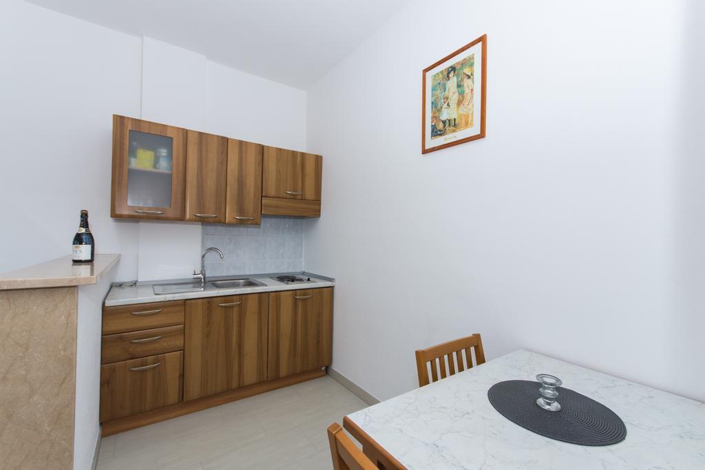 Apartments Bisera Trogir Eksteriør bilde